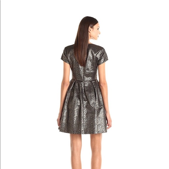 Vince Camuto Metallic Gold and Black Dress - Picture 2 of 6